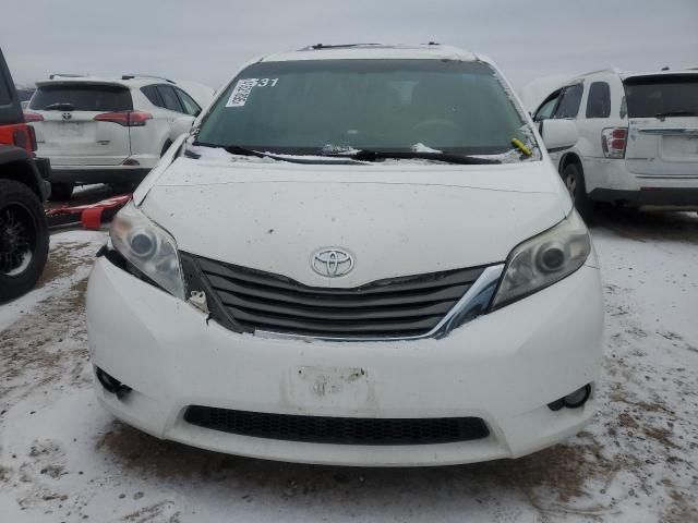 2011 Toyota Sienna XLE