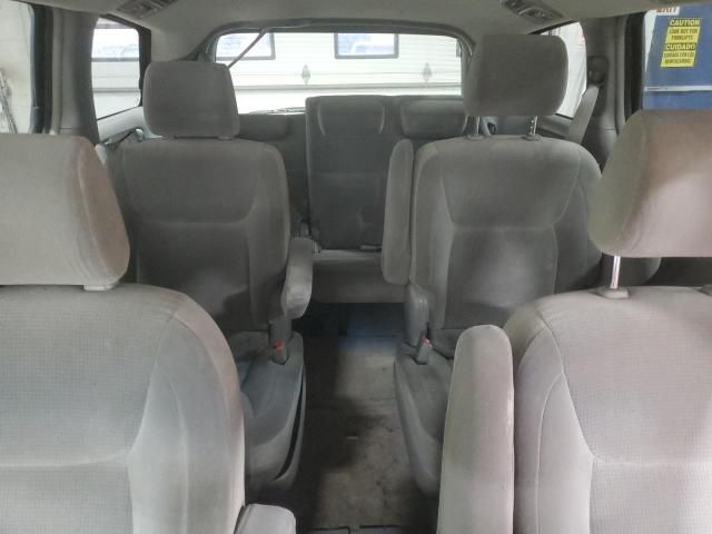 2005 Toyota Sienna CE