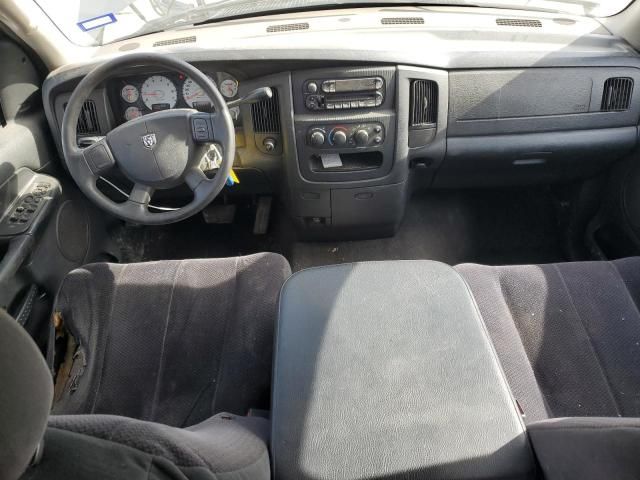 2004 Dodge RAM 1500 ST