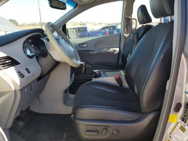 2012 Toyota Sienna Sport