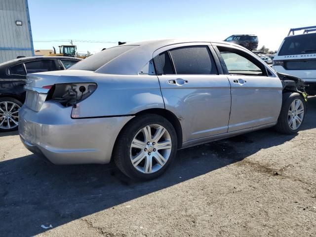 2013 Chrysler 200 LX