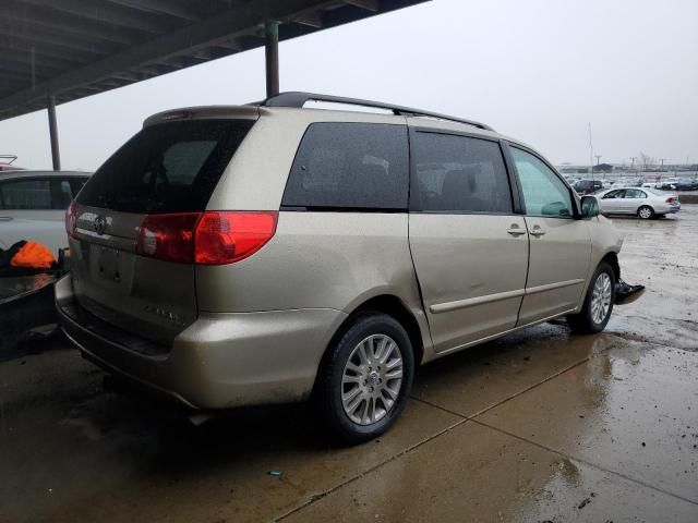 2008 Toyota Sienna XLE