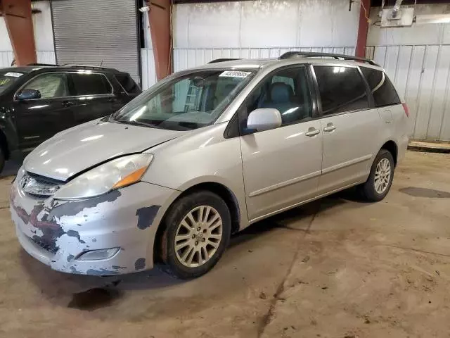 2007 Toyota Sienna XLE