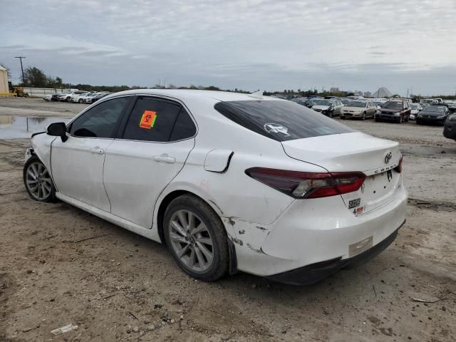 2022 Toyota Camry LE