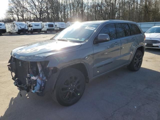 2020 Jeep Grand Cherokee Laredo