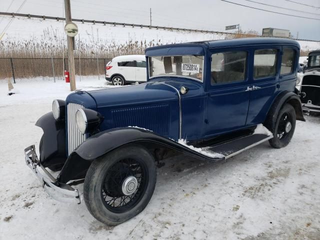 1931 Chrysler Sedan