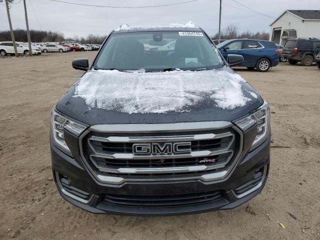 2022 GMC Terrain AT4