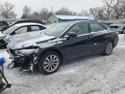 Salvage cars for sale from Copart Wichita, KS: 2016 Toyota Camry Hybrid