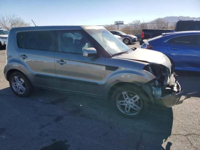 2011 KIA Soul +