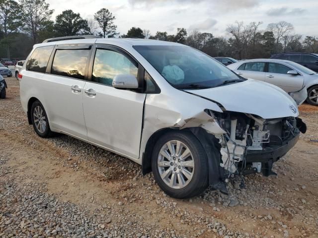 2013 Toyota Sienna XLE