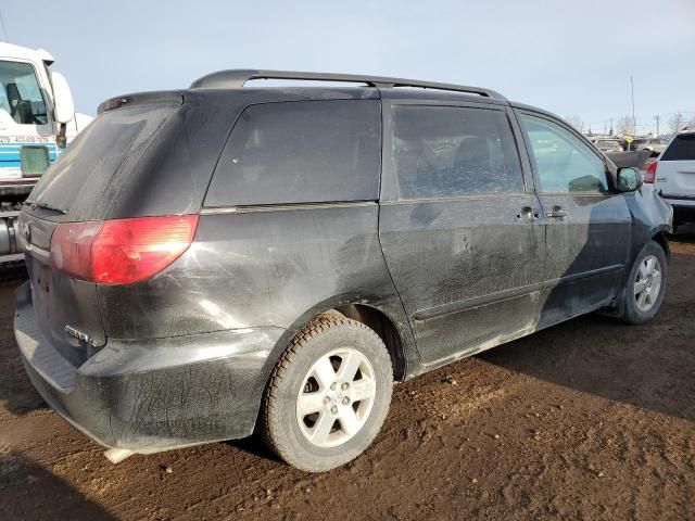 2009 Toyota Sienna CE