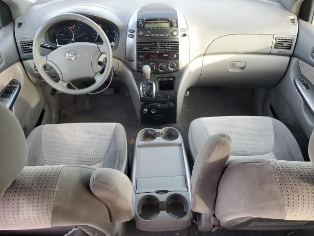 2008 Toyota Sienna CE