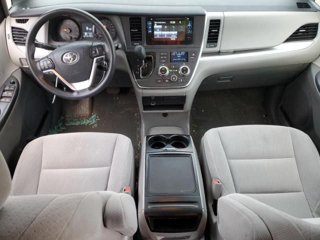 2015 Toyota Sienna LE