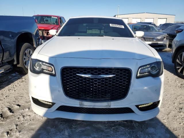 2018 Chrysler 300 S