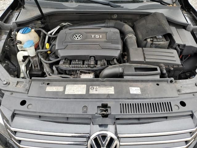 2014 Volkswagen Passat SE