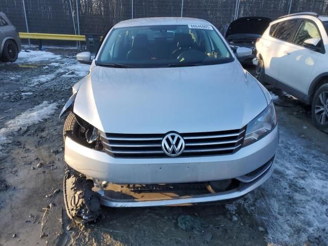 2014 Volkswagen Passat SE