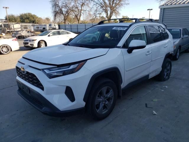 2022 Toyota Rav4 XLE