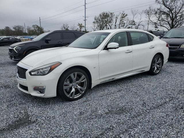 2016 Infiniti Q70 3.7