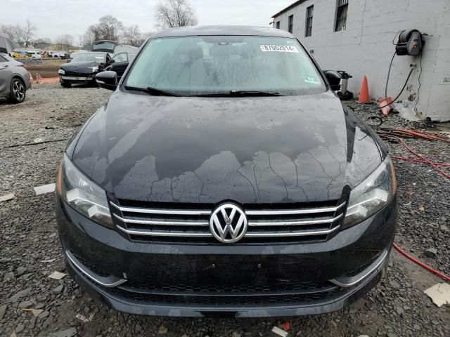 2014 Volkswagen Passat SE