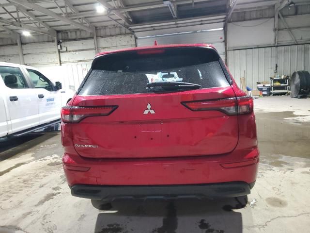 2022 Mitsubishi Outlander ES