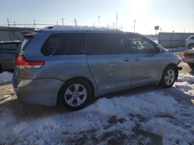 2011 Toyota Sienna LE