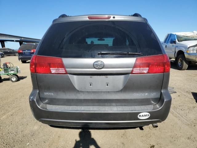 2005 Toyota Sienna CE