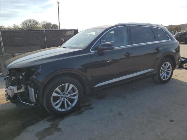 2019 Audi Q7 Premium Plus