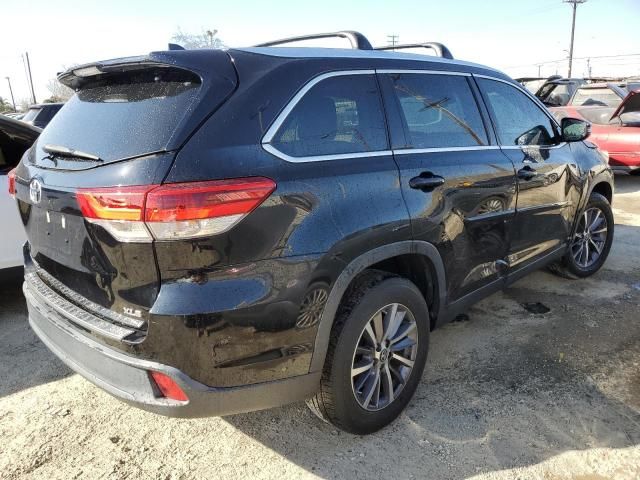 2019 Toyota Highlander SE