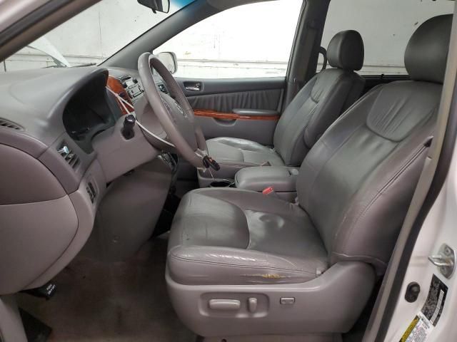 2006 Toyota Sienna XLE