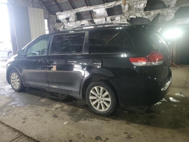 2013 Toyota Sienna XLE