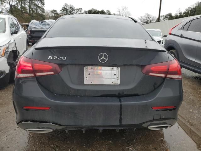 2019 Mercedes-Benz A 220