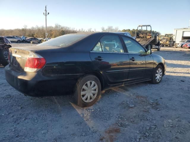 2005 Toyota Camry LE