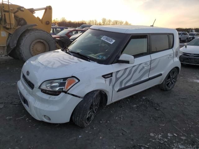 2011 KIA Soul +