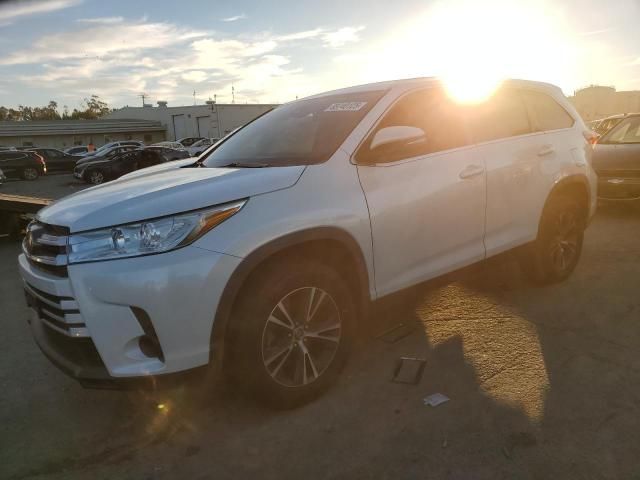 2019 Toyota Highlander LE