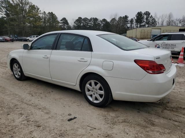 2005 Toyota Avalon XL