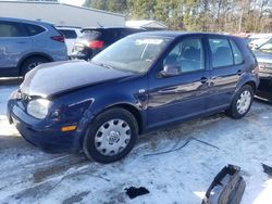 Volkswagen Vehiculos salvage en venta: 2003 Volkswagen Golf GL