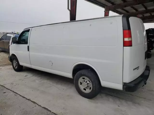 2013 Chevrolet Express G2500