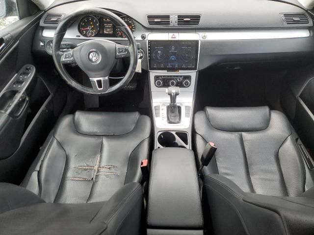 2010 Volkswagen Passat Komfort