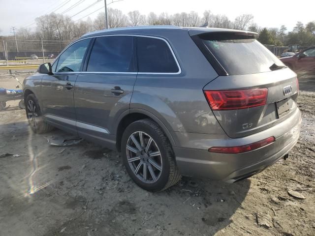 2017 Audi Q7 Premium Plus