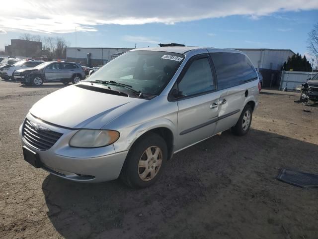 2004 Chrysler Town & Country