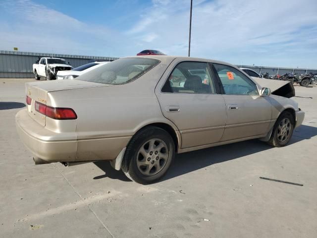 1999 Toyota Camry LE