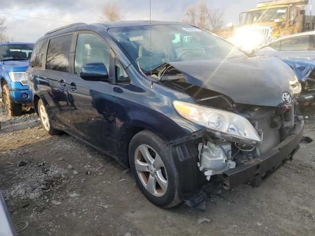 2012 Toyota Sienna LE