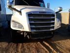 2019 Freightliner Cascadia 126