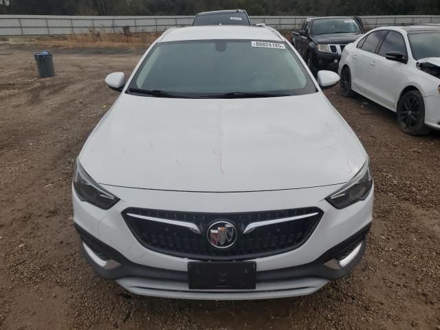 2019 Buick Regal Tourx Essence