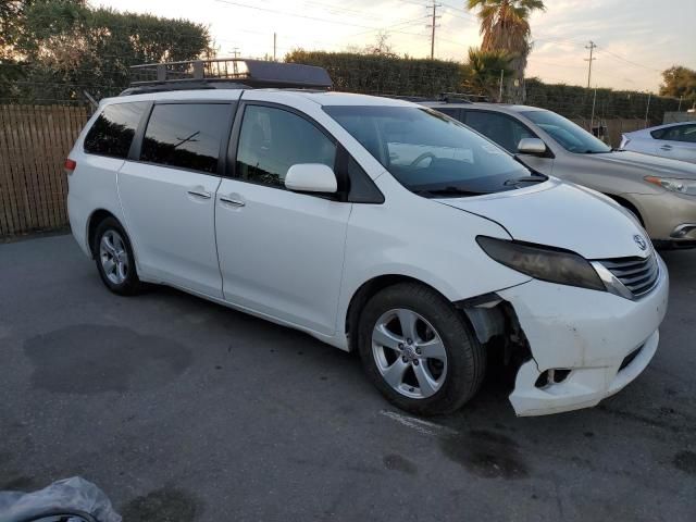 2011 Toyota Sienna XLE