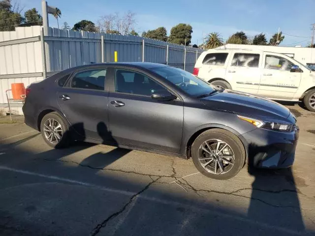 2023 KIA Forte LX