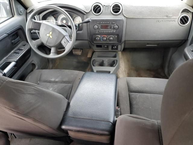 2007 Mitsubishi Raider LS