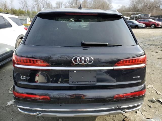 2020 Audi Q7 Premium Plus