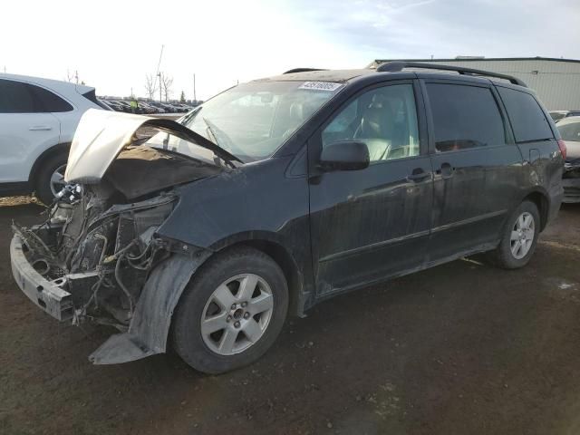 2009 Toyota Sienna CE