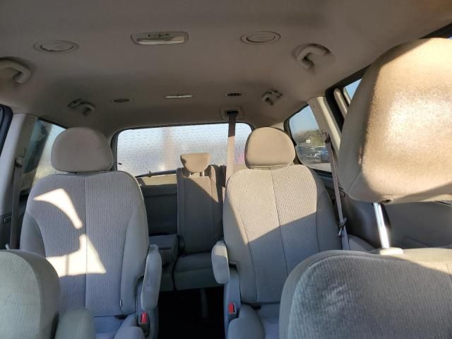 2012 KIA Sedona LX